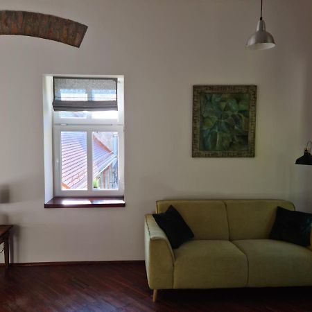 Apartament W Starej Szkole Apartman Srebrna Góra Kültér fotó