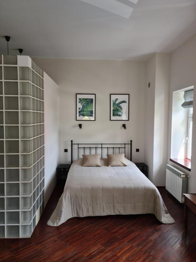 Apartament W Starej Szkole Apartman Srebrna Góra Kültér fotó